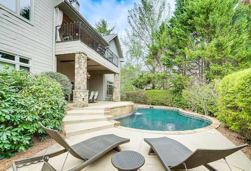 High End Helen Home: Heated Pool, Fire Pit + Views