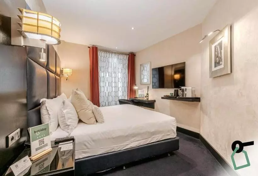 ホテル Hotiday Room Collection   Paris Arc De Triomphe