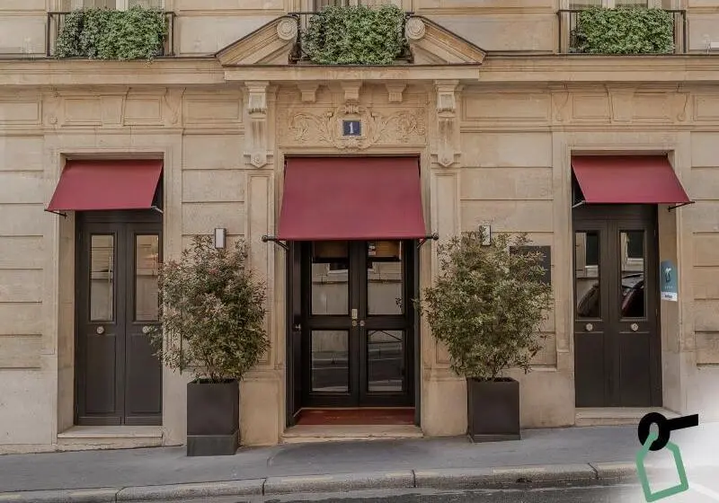 ホテル Hotiday Room Collection   Paris Arc De Triomphe