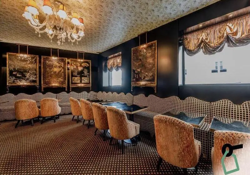 ホテル Hotiday Room Collection   Paris Arc De Triomphe