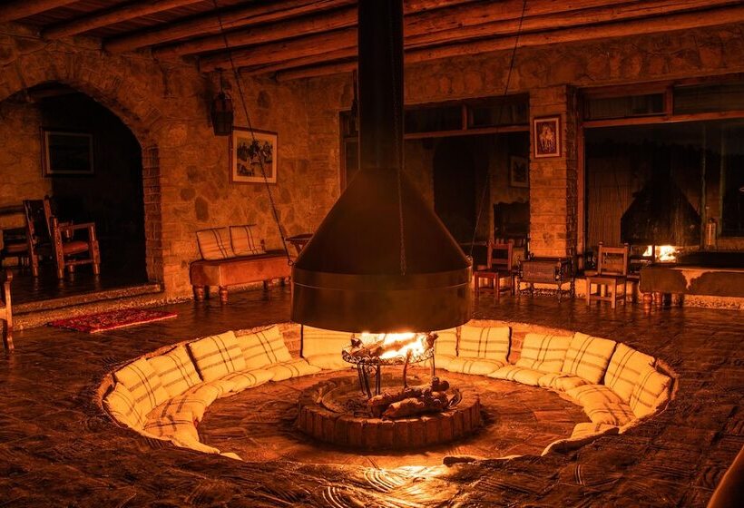 ホテル Refugio Pozo Azul