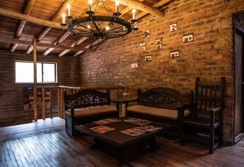 ホテル Refugio Pozo Azul