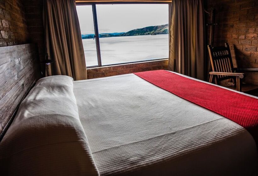 ホテル Refugio Pozo Azul