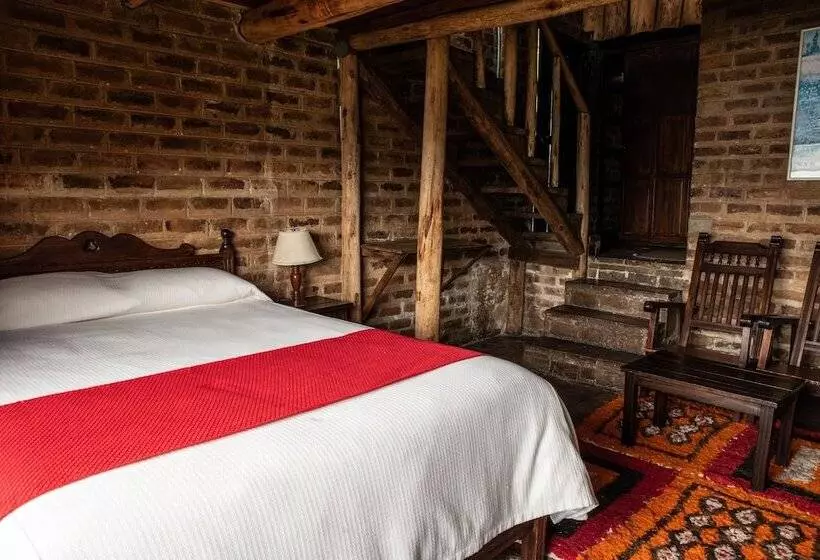 ホテル Refugio Pozo Azul