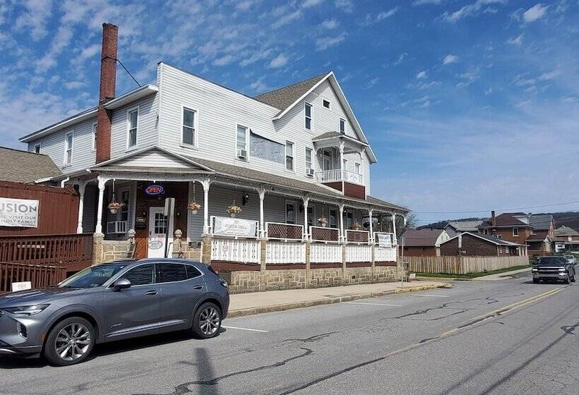 Отель The Miner S Lodge