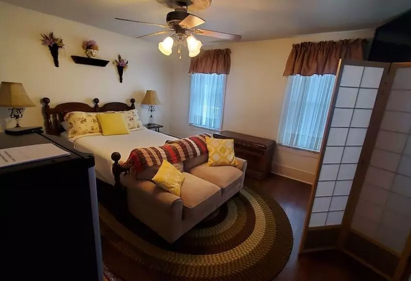 Hotelli The Miner S Lodge