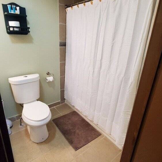 Отель The Miner S Lodge