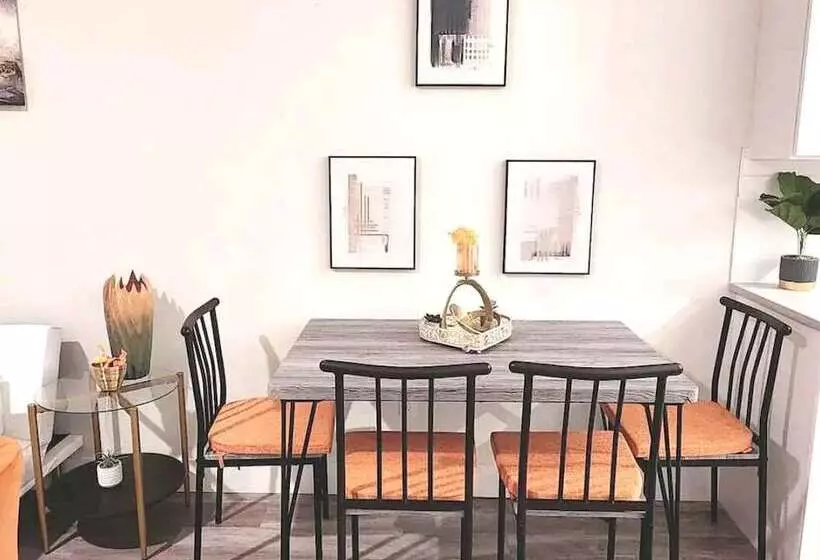 Lux And Cozy 2beds 2 Baths Up To 8 Guest