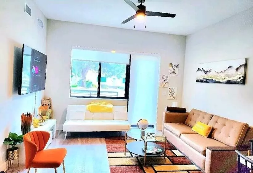 Lux And Cozy 2beds 2 Baths Up To 8 Guest