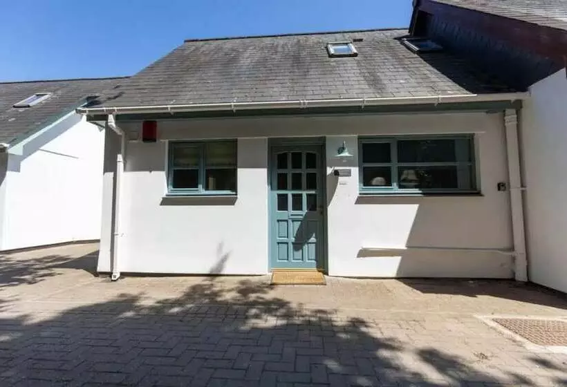 レジデンス 2 Bedrooms, Overlooking Little Petherick Creek