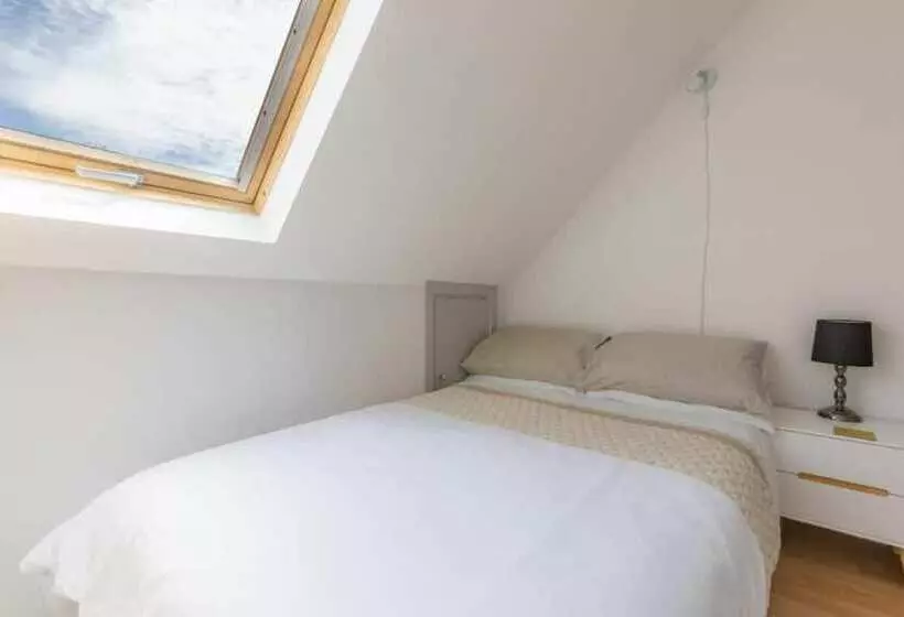 レジデンス 2 Bedrooms, Overlooking Little Petherick Creek