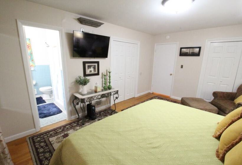 اقامتگاه Mom S House