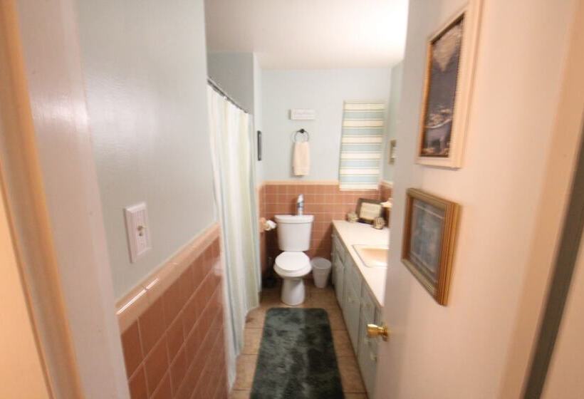 اقامتگاه Mom S House