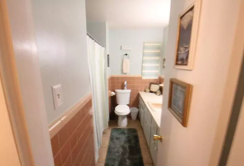 اقامتگاه Mom S House