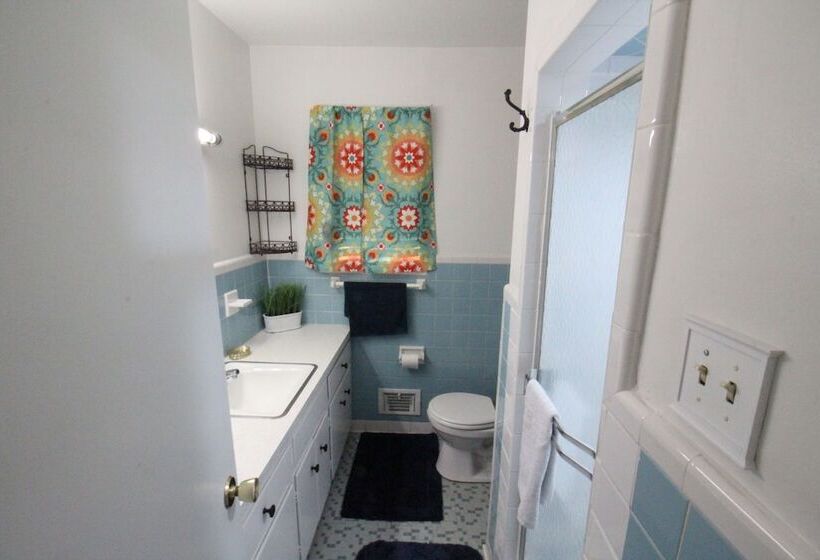 اقامتگاه Mom S House