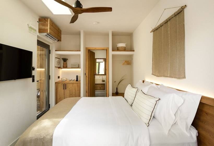 استراحتگاه Ergon Beach House Nikiti