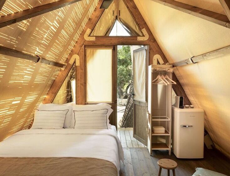 استراحتگاه Ergon Beach House Nikiti