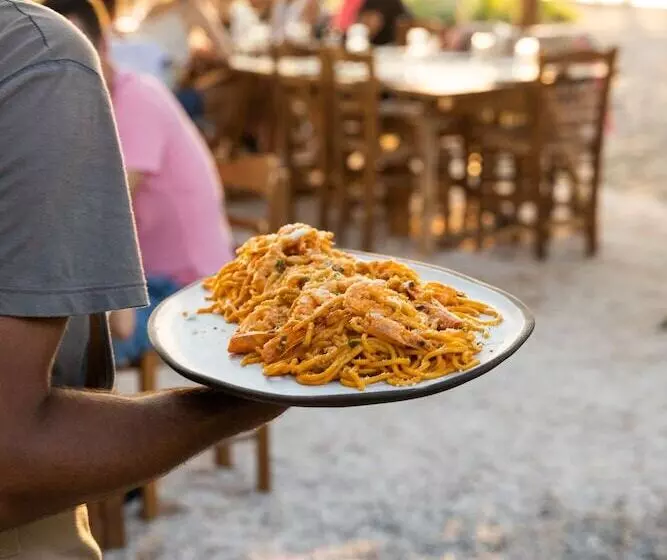 Lomakeskus Ergon Beach House Nikiti