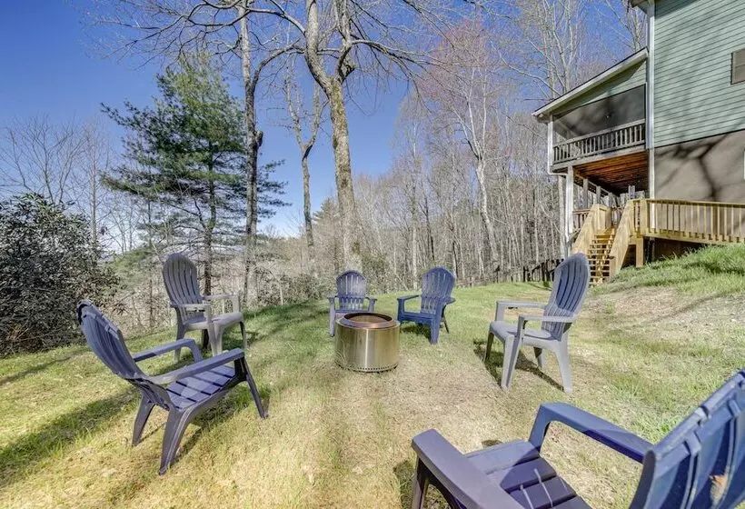 Sky Valley Retreat W/ Fire Pit & Mountain Views!