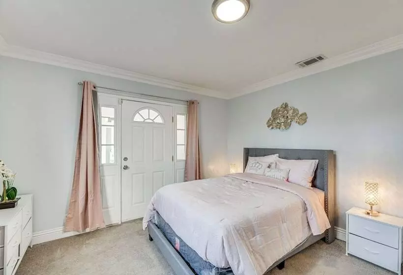 South Central Los Angeles Home W/ Patio