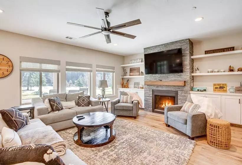 Spacious Arnold Cabin W/ Patio & Gas Grill!