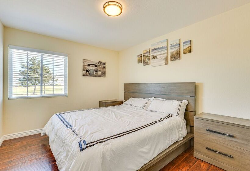 Spacious Glendale Home: Walk To State Farm Stadium