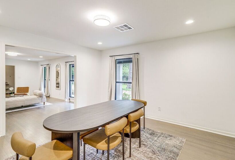 Spacious Houston Home W/ Pool   Near The Galleria!