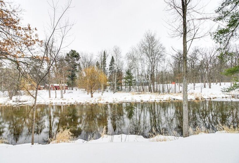 Waterfront Pine River Home W/ Shared Dock!