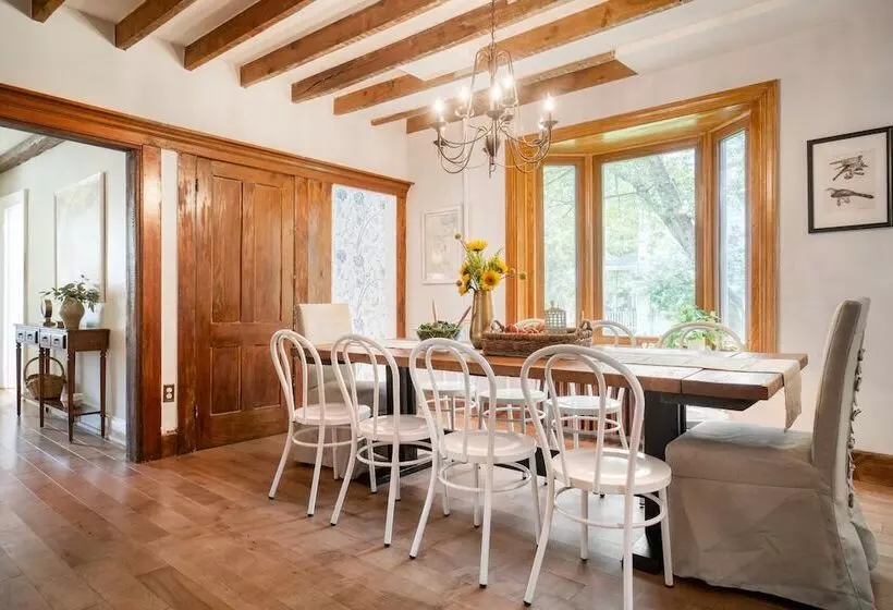 Cordelia By Avantstay Amazing Backyard, 10mins From Stockbridge!