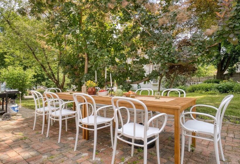 Cordelia By Avantstay Amazing Backyard, 10mins From Stockbridge!