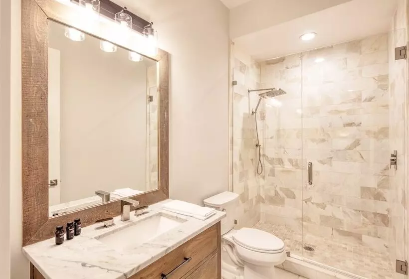 Dory By Avantstay Walk To The Beach, Luxe Home