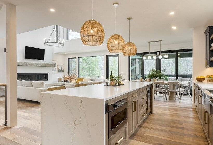 Forget Me Not By Avantstay Bold Lakefront Escape