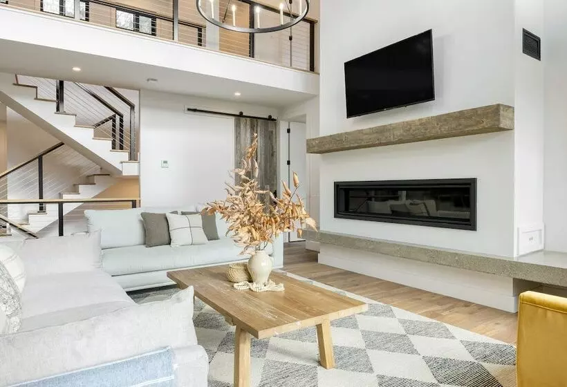 Forget Me Not By Avantstay Bold Lakefront Escape