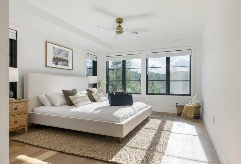 Forget Me Not By Avantstay Bold Lakefront Escape