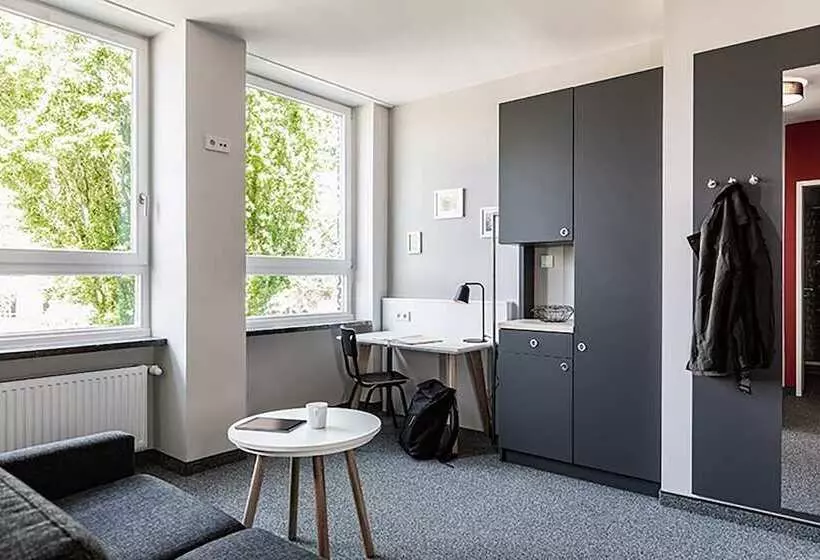 هتل Hub Apartments