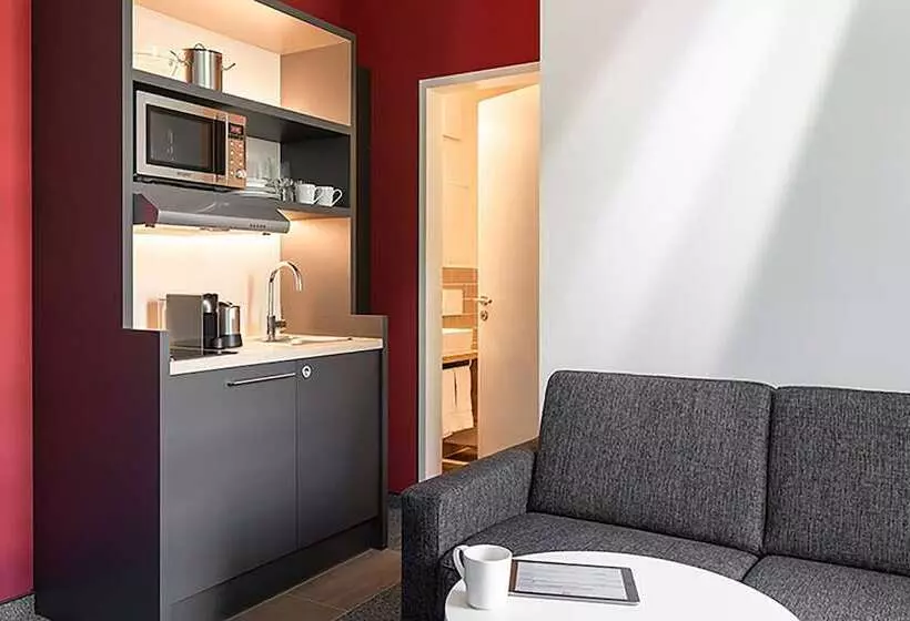 هتل Hub Apartments