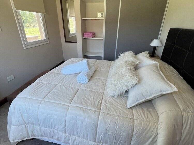 هتل Tandil Del Lago