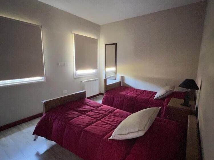 هتل Tandil Del Lago