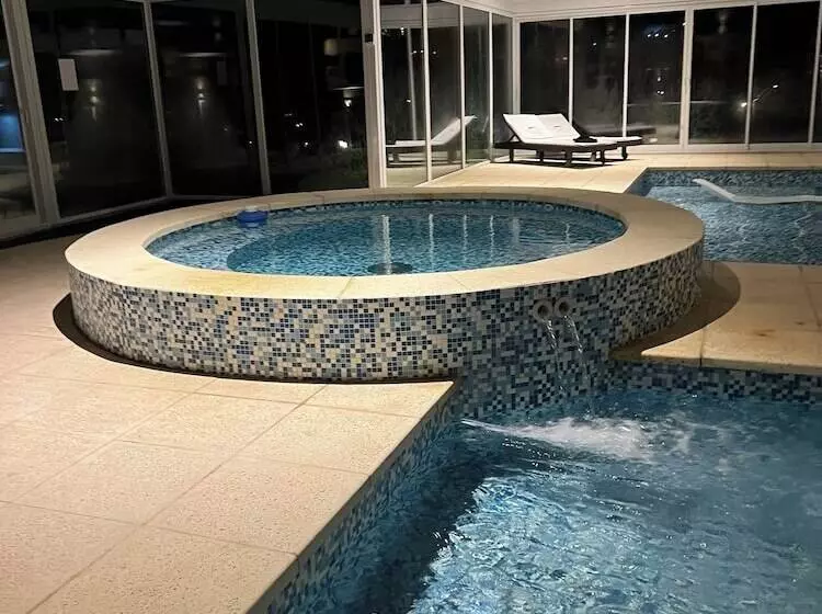 ホテル Tandil Del Lago