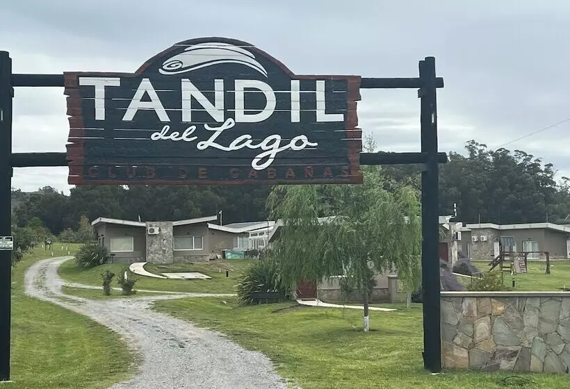 ホテル Tandil Del Lago