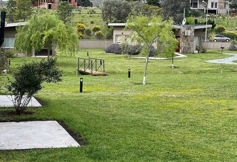 ホテル Tandil Del Lago