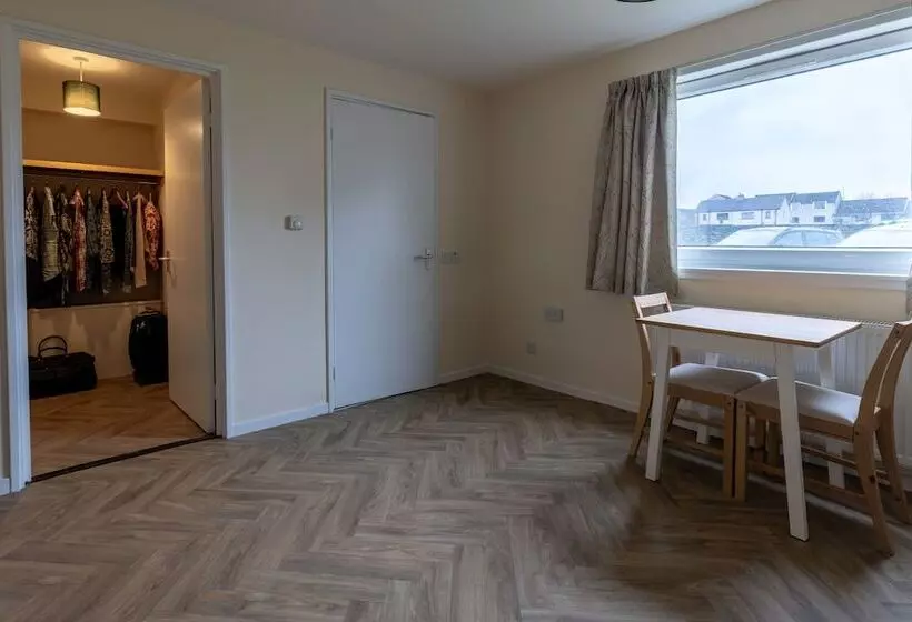 هتل Wick Bay Apartments