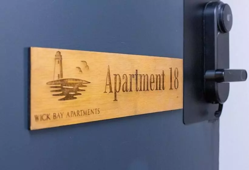 هتل Wick Bay Apartments