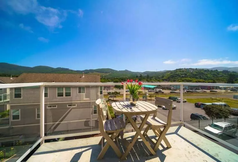 Moonlight By Avantstay Modern Home W/ Views & Direct Access To Rockaway Beach