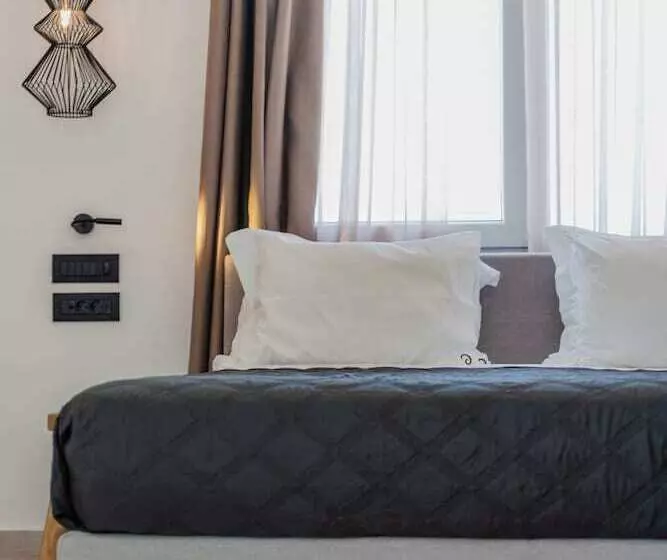 Oliving Mykonos Luxury Suites