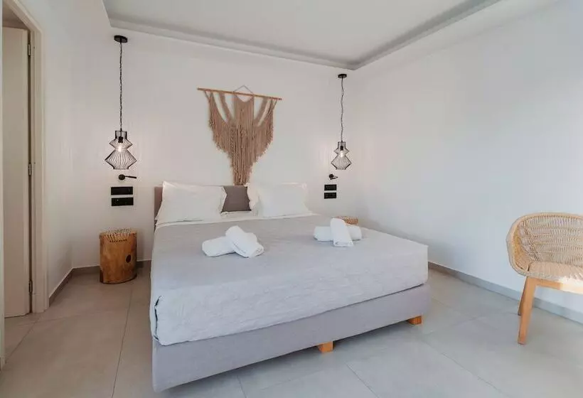 Oliving Mykonos Luxury Suites