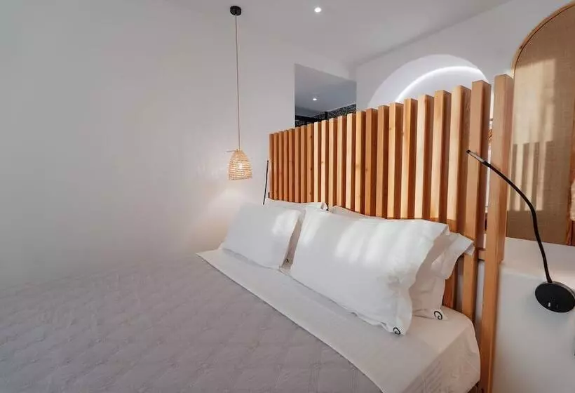 Oliving Mykonos Luxury Suites