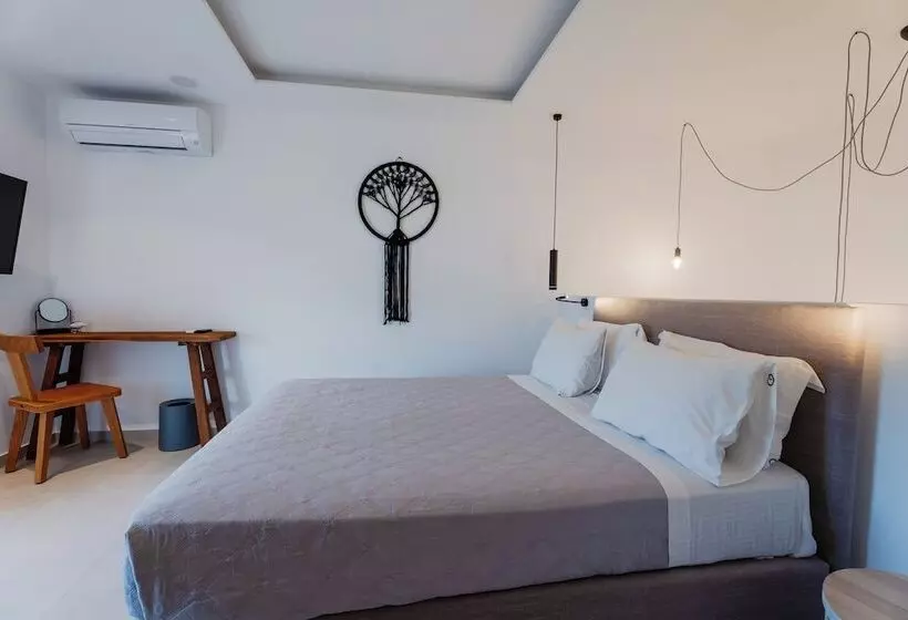 Oliving Mykonos Luxury Suites