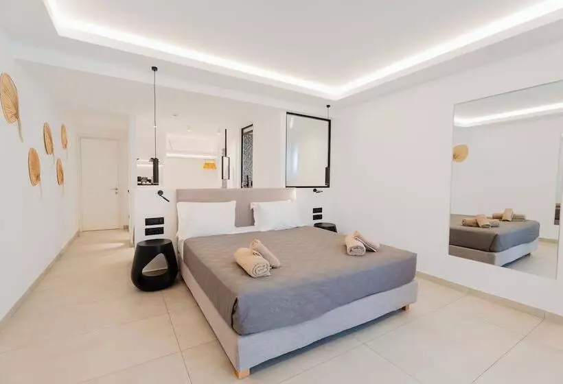 Oliving Mykonos Luxury Suites