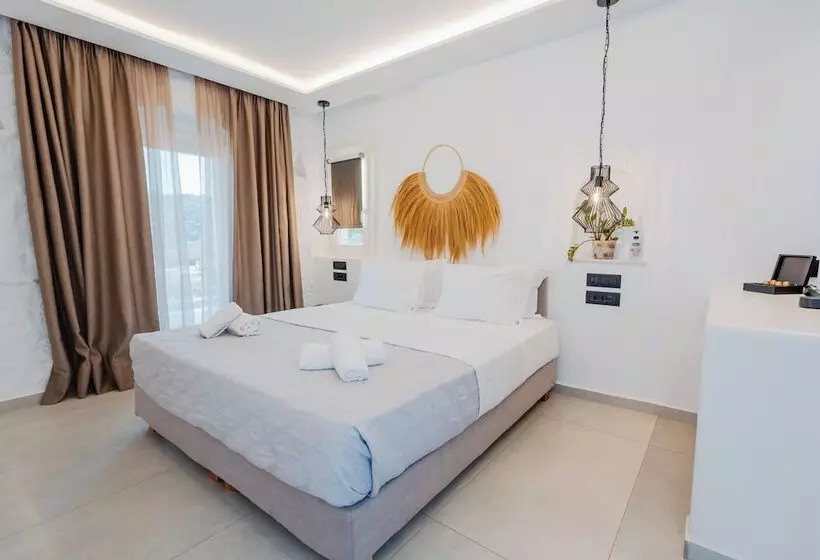 Oliving Mykonos Luxury Suites